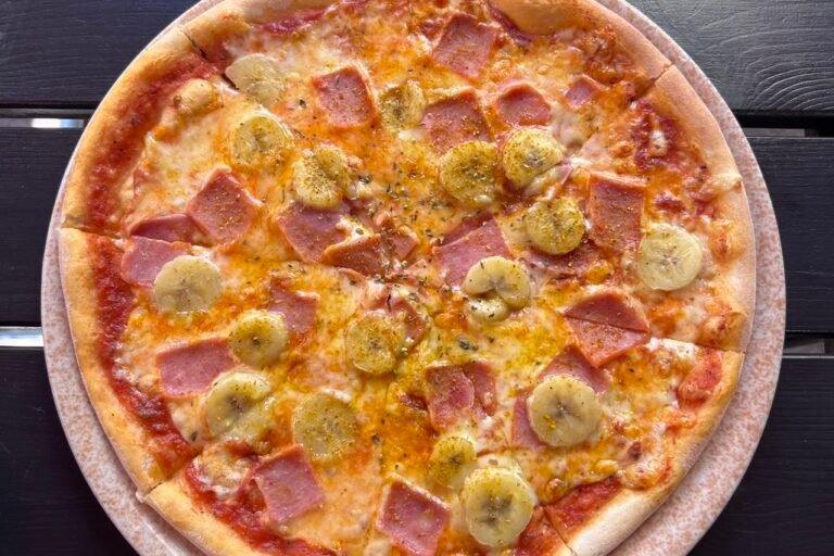 Swedish Banana Curry Pizza Recipe